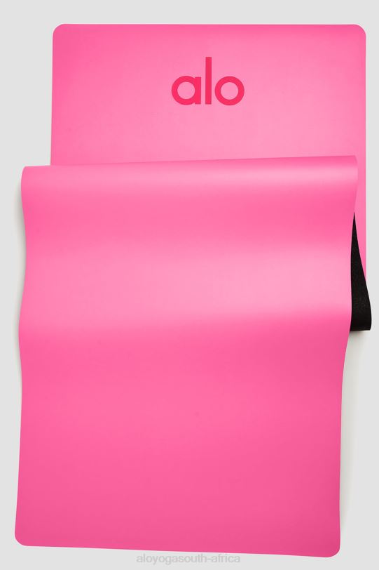 hot pink alo yoga mat: keep or return?!?!?! 🎀 #aloyogamat #alowarrior